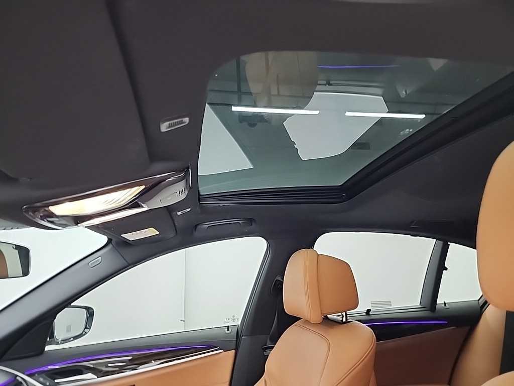 BMW 5시리즈 5시리즈 (G30) 520i M 스포츠 이미지 14