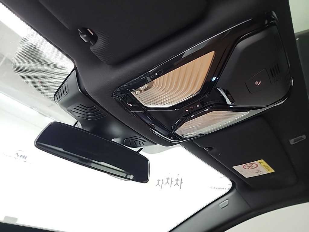 BMW 5시리즈 5시리즈 (G30) 520i M 스포츠 이미지 17