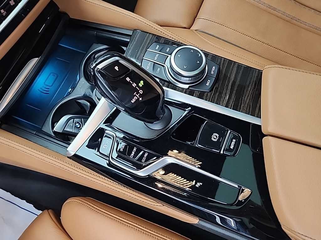 BMW 5시리즈 5시리즈 (G30) 520i M 스포츠 이미지 8