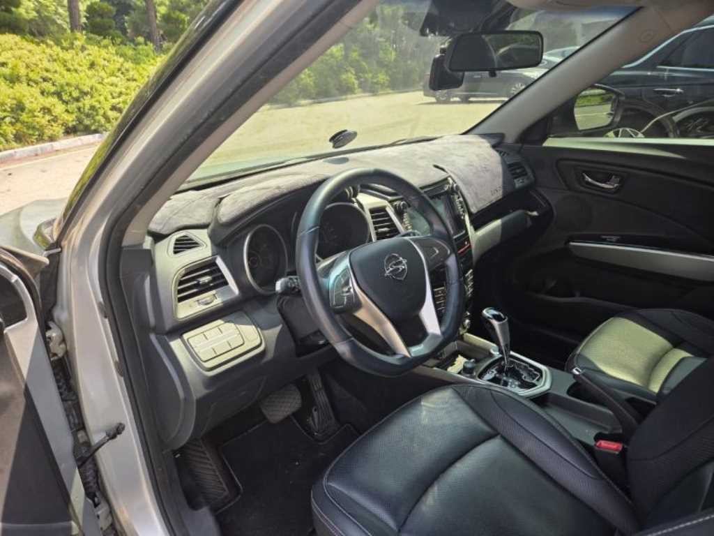 KG모빌리티(쌍용) 티볼리 가솔린 2WD 1.6 VX 이미지 4