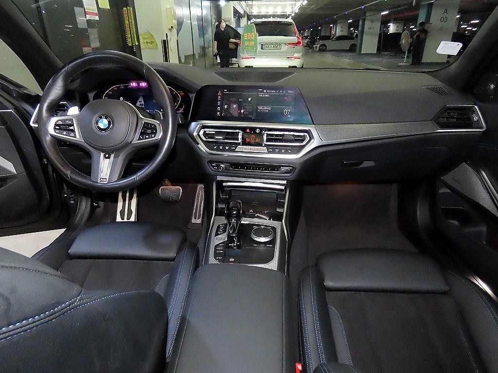 BMW 3시리즈 3시리즈 (G20) 320i M 스포츠 이미지 10