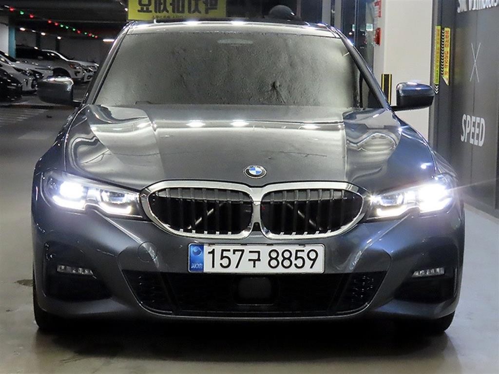 BMW 3시리즈 3시리즈 (G20) 320i M 스포츠 이미지 2
