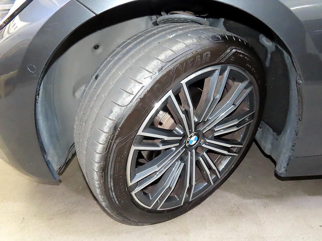 BMW 3시리즈 3시리즈 (G20) 320i M 스포츠 이미지 20