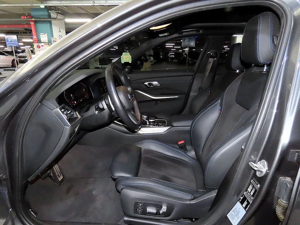 BMW 3시리즈 3시리즈 (G20) 320i M 스포츠 이미지 6