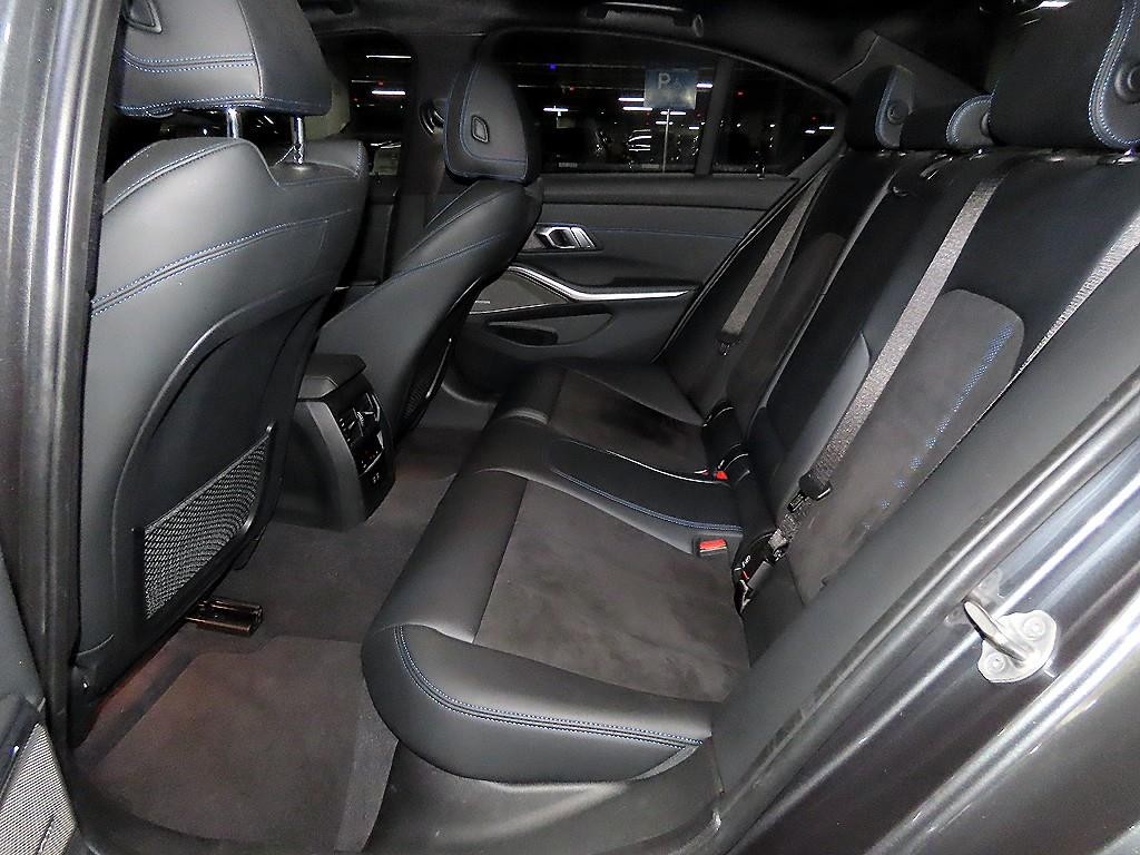 BMW 3시리즈 3시리즈 (G20) 320i M 스포츠 이미지 7