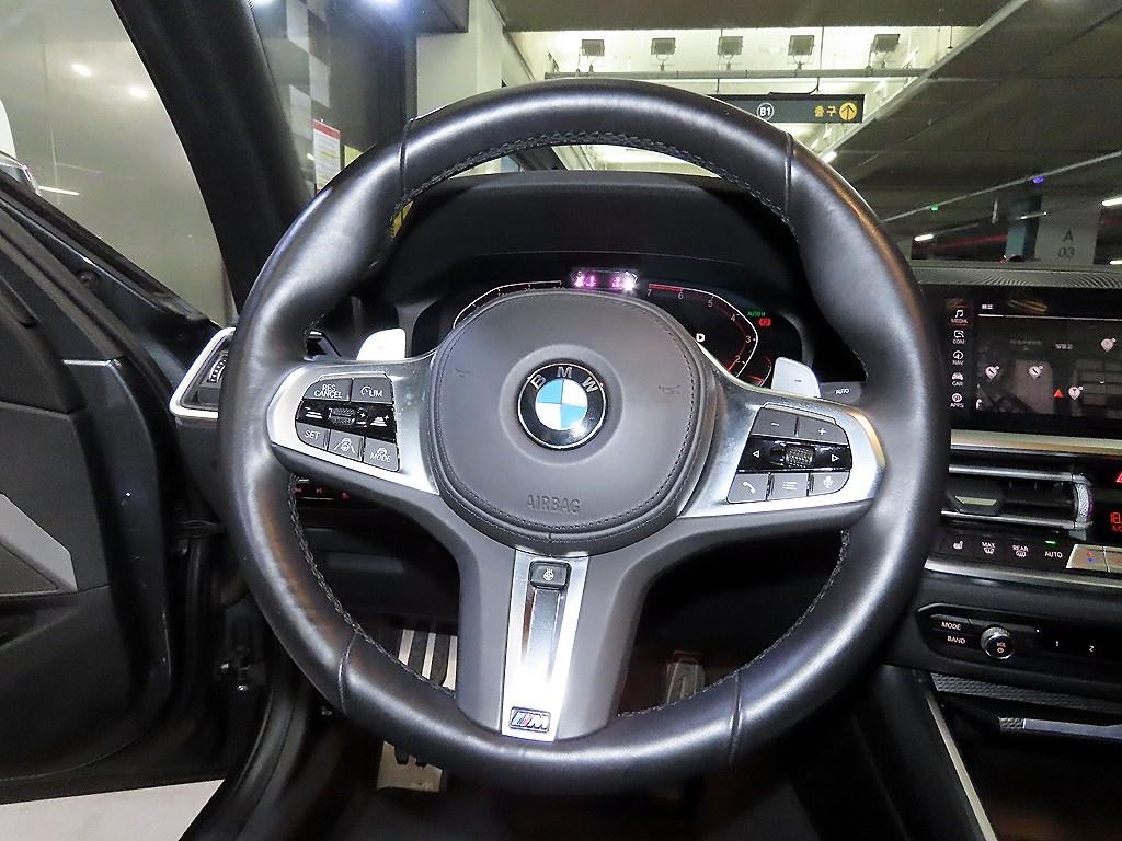 BMW 3시리즈 3시리즈 (G20) 320i M 스포츠 이미지 8