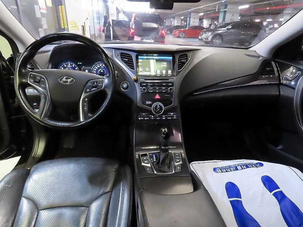 현대 그랜저 그랜저 HG LPG HG300 익스클루시브 이미지 10