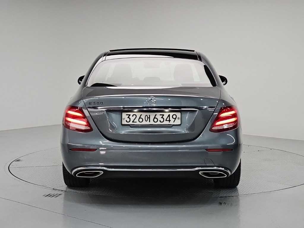 벤츠 E 클래스 E-클래스 W213 E300 아방가르드 이미지 3