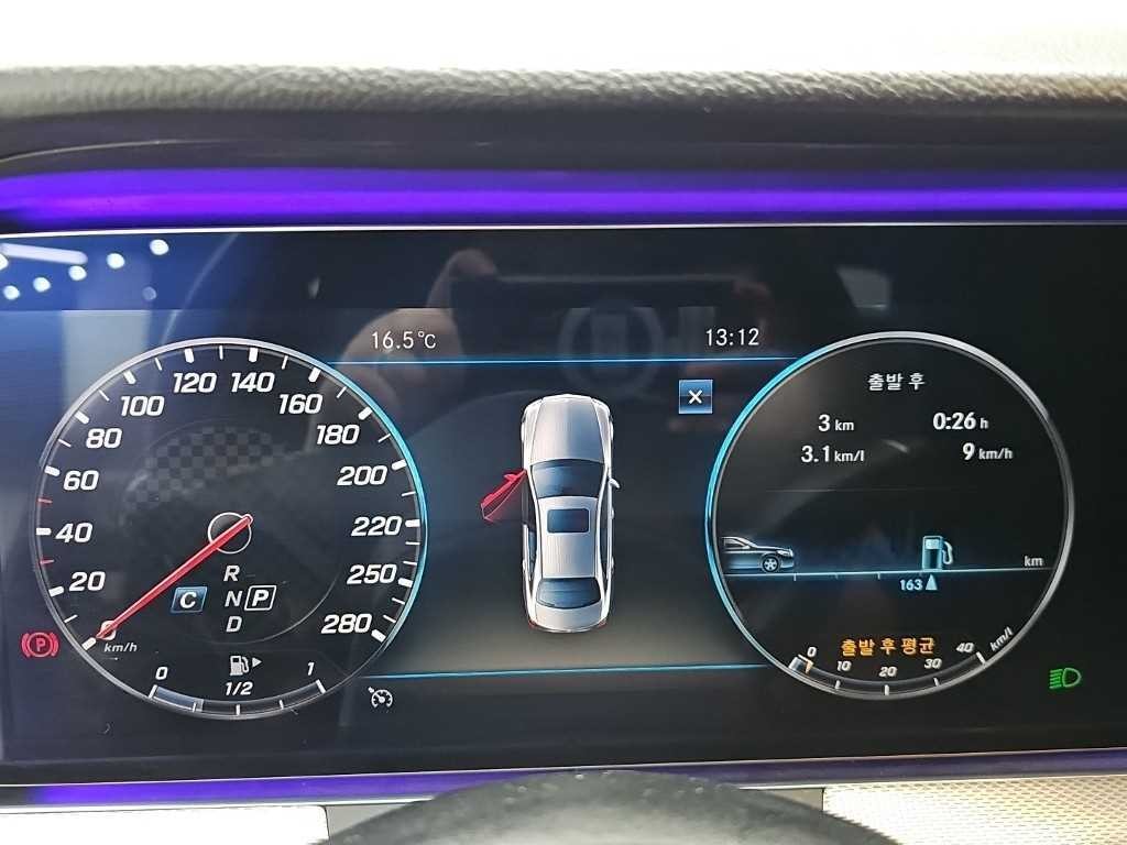 벤츠 E 클래스 E-클래스 W213 E300 아방가르드 이미지 6