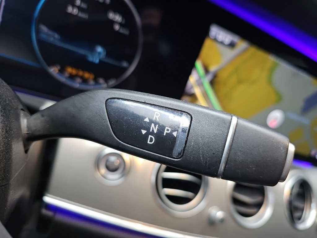 벤츠 E 클래스 E-클래스 W213 E300 아방가르드 이미지 8