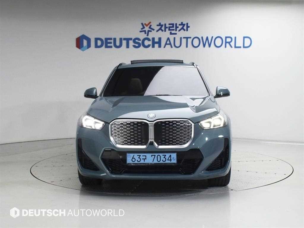 BMW iX1 iX1 (U11) xDrive 30 M 스포츠 이미지 3