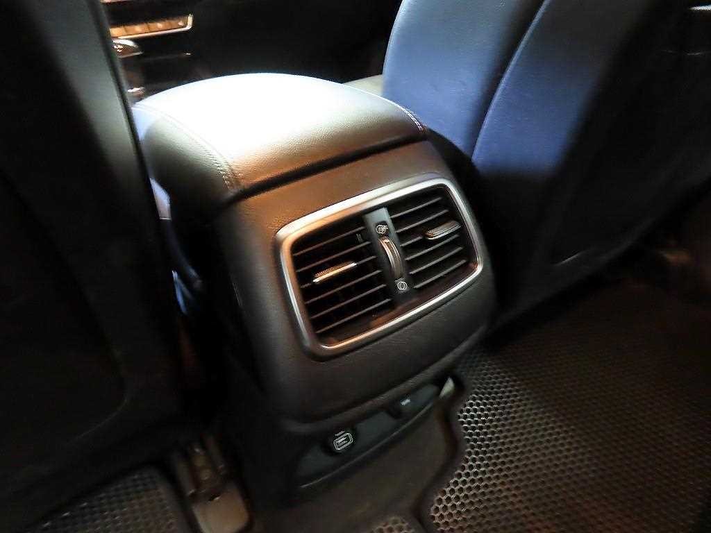 기아 쏘렌토 올 뉴 쏘렌토 디젤 2WD 2.2 프레스티지 이미지 15