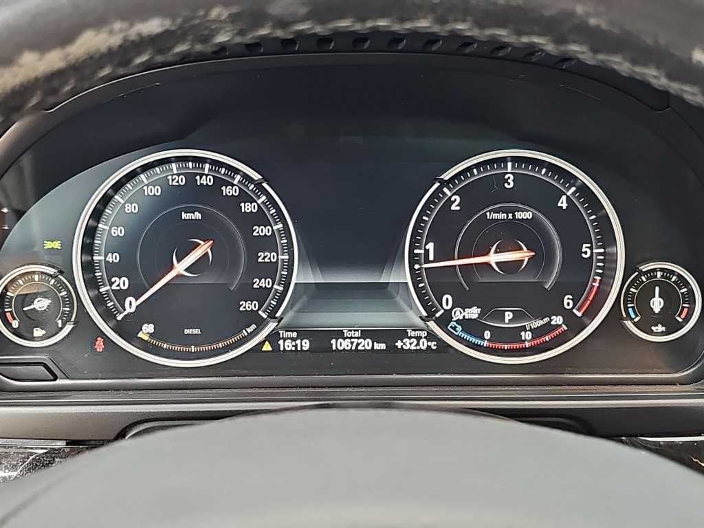 BMW 5시리즈 5시리즈 (F10) 525d 이미지 6