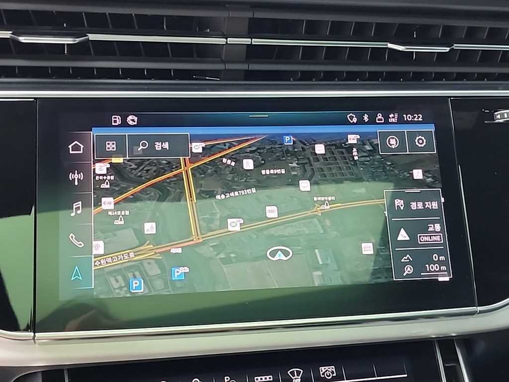 아우디 Q8 55 TFSI 콰트로 프리미엄 이미지 15