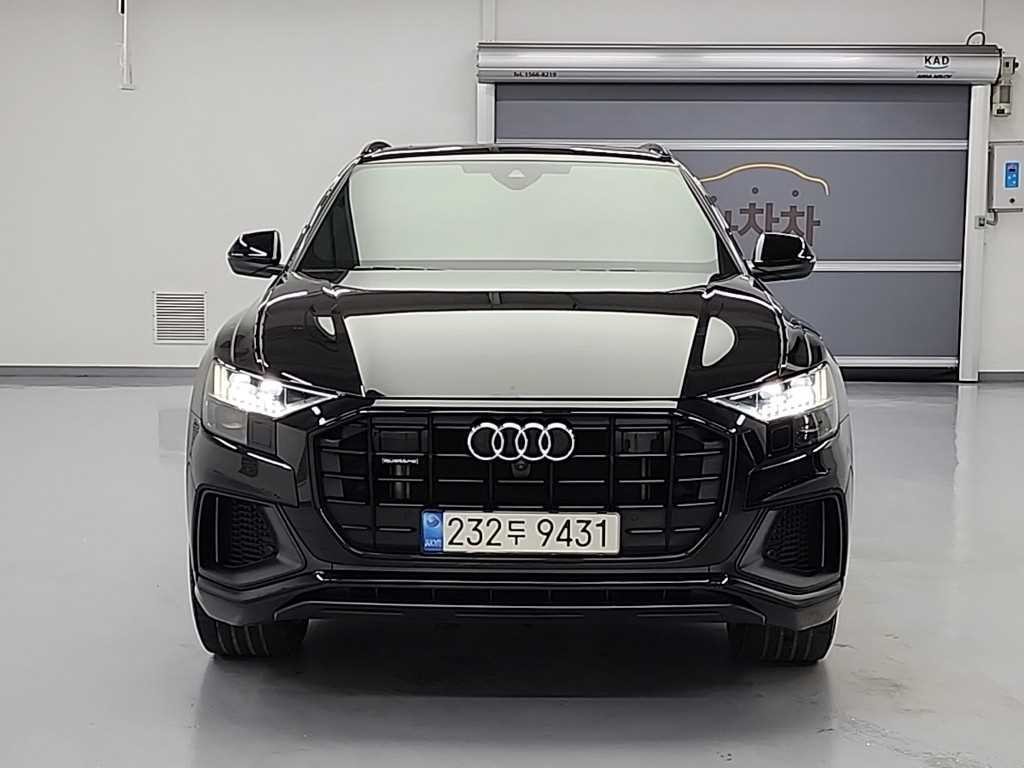 아우디 Q8 55 TFSI 콰트로 프리미엄 이미지 2
