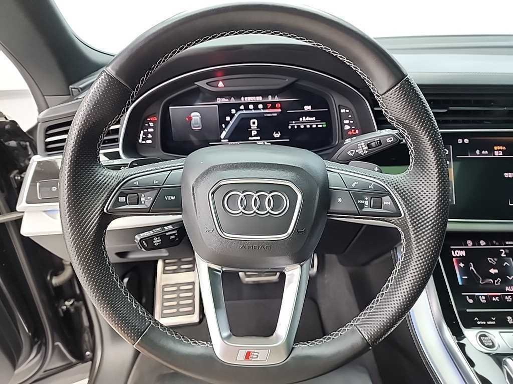 아우디 Q8 55 TFSI 콰트로 프리미엄 이미지 9