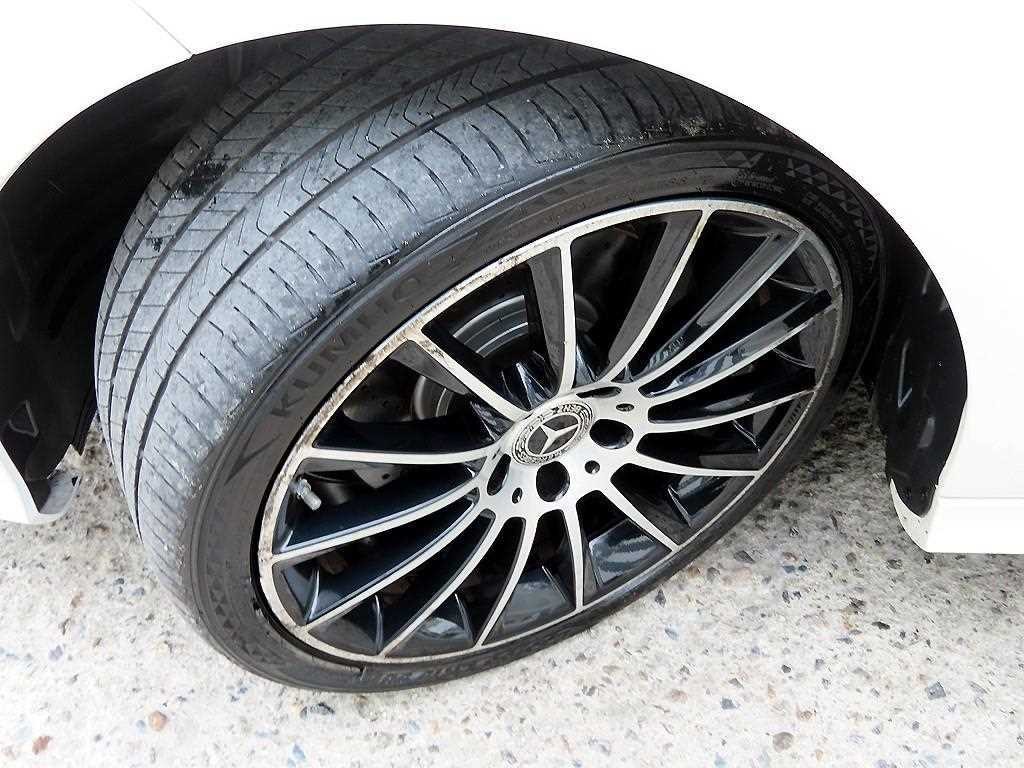 벤츠 CLS 클래스 CLS클래스 W218 CLS 250 d 4MATIC AMG Line 이미지 20