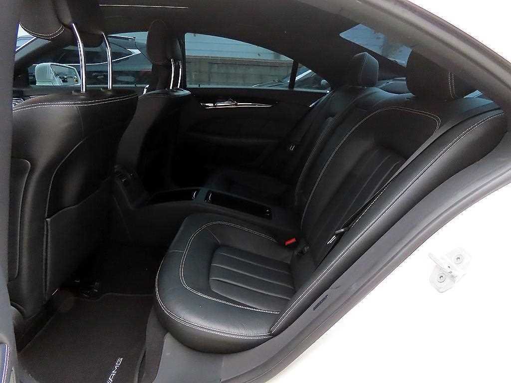 벤츠 CLS 클래스 CLS클래스 W218 CLS 250 d 4MATIC AMG Line 이미지 6