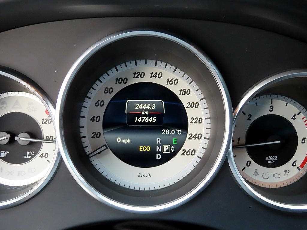 벤츠 CLS 클래스 CLS클래스 W218 CLS 250 d 4MATIC AMG Line 이미지 9