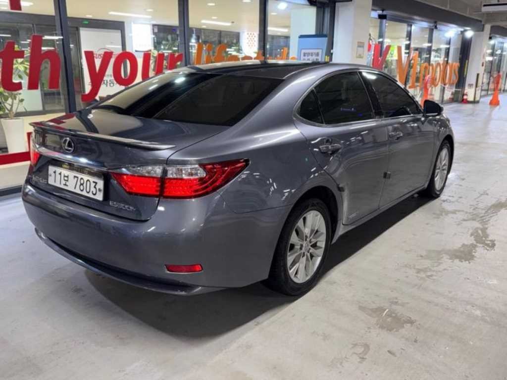 렉서스 ES 뉴ES300h 슈프림 이미지 4