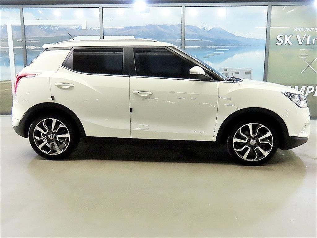 KG모빌리티(쌍용) 티볼리 디젤 2WD 1.6 VX 이미지 3