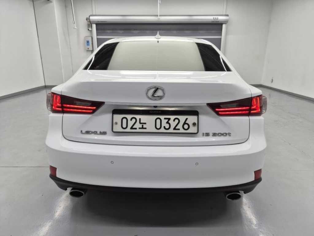렉서스 IS 뉴IS200t F-SPORT 이미지 6