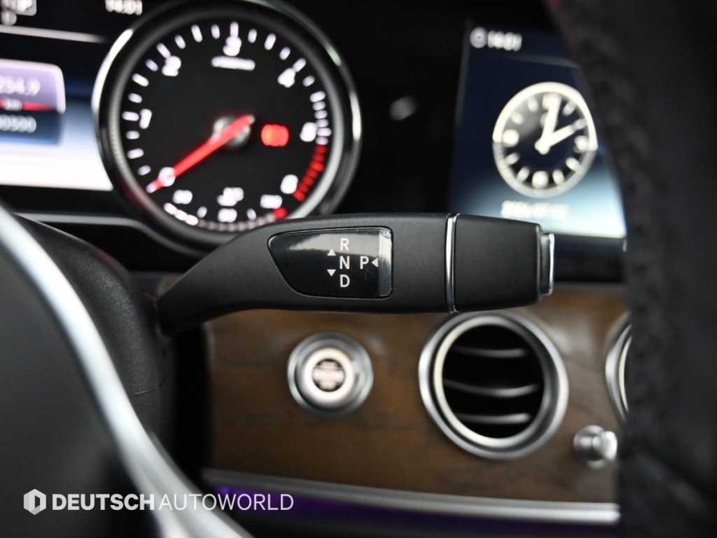 벤츠 E 클래스 E-클래스 W213 E220d 익스클루시브 이미지 9