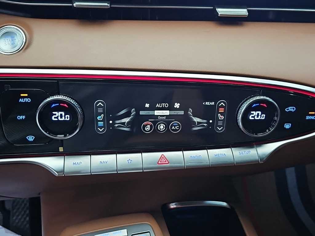 제네시스 GV70 2.2 디젤 2WD 이미지 10