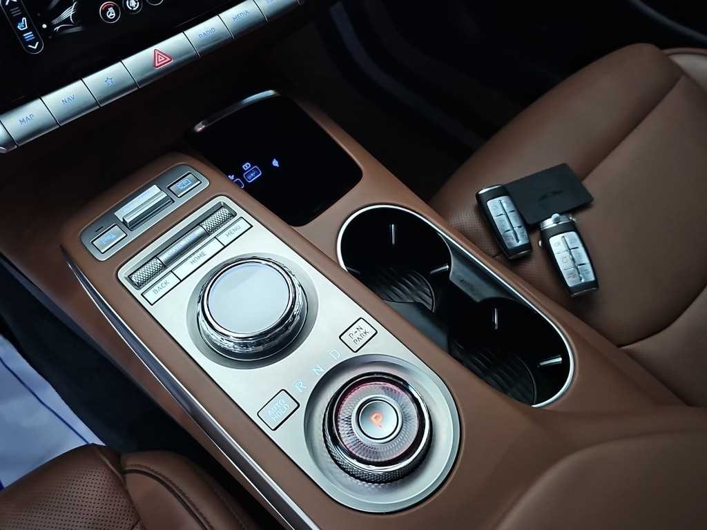 제네시스 GV70 2.2 디젤 2WD 이미지 8