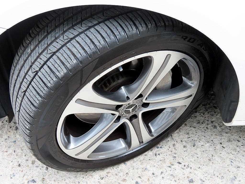 벤츠 E 클래스 E-클래스 W213 E300 4MATIC 아방가르드 이미지 20