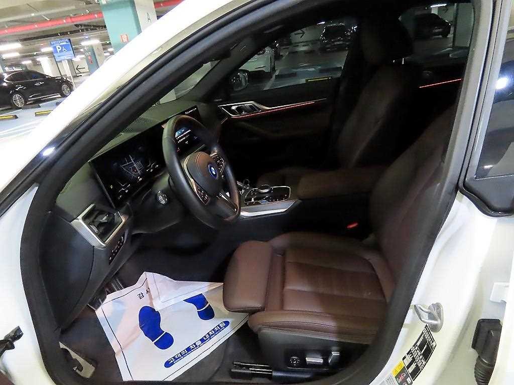 BMW i4 eDrive 40 M 스포츠 프로 이미지 6