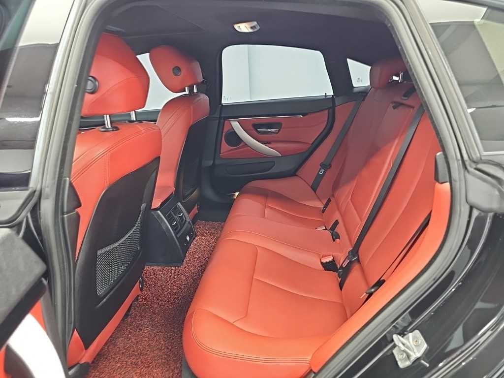BMW 4시리즈 4시리즈 (F32) 420i 그란쿠페 M 스포츠 이미지 12