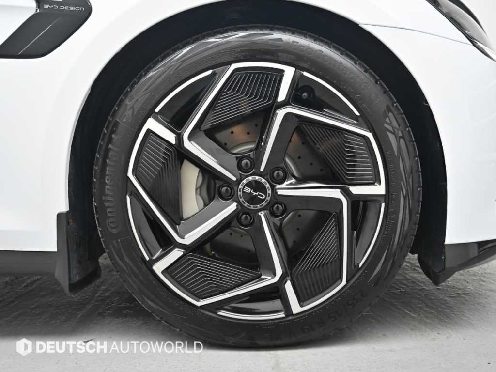 BYD SEAL 다이내믹 AWD 이미지 5