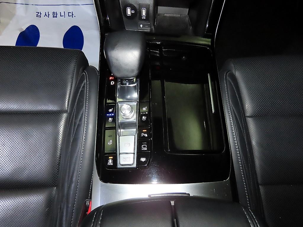 기아 K7 K7 프리미어 가솔린 3.0 GDI 시그니처 이미지 12