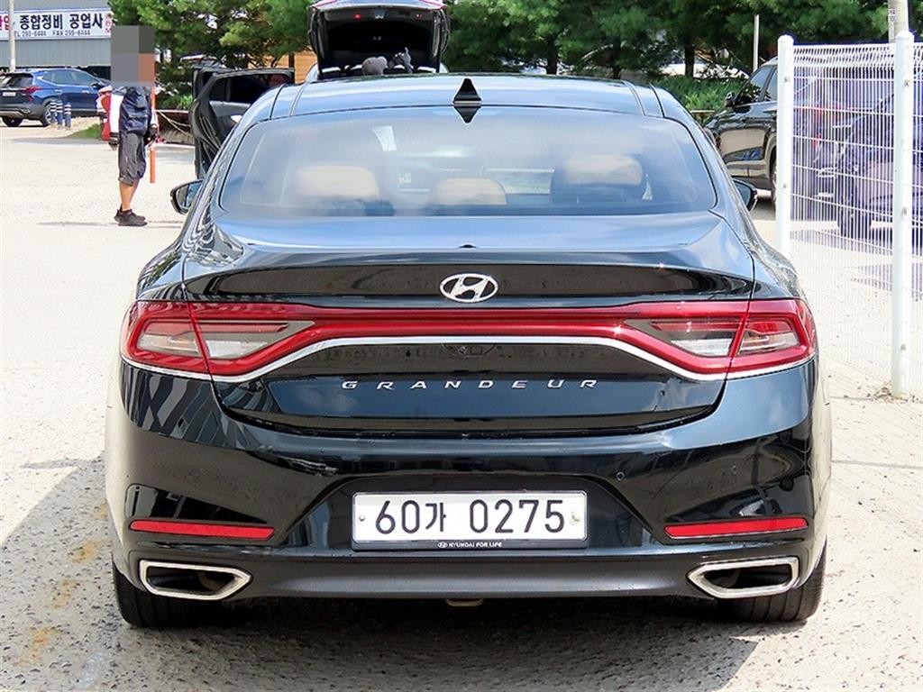 현대 그랜저 그랜저 IG 2.4 GDI 프리미엄 스페셜 이미지 4