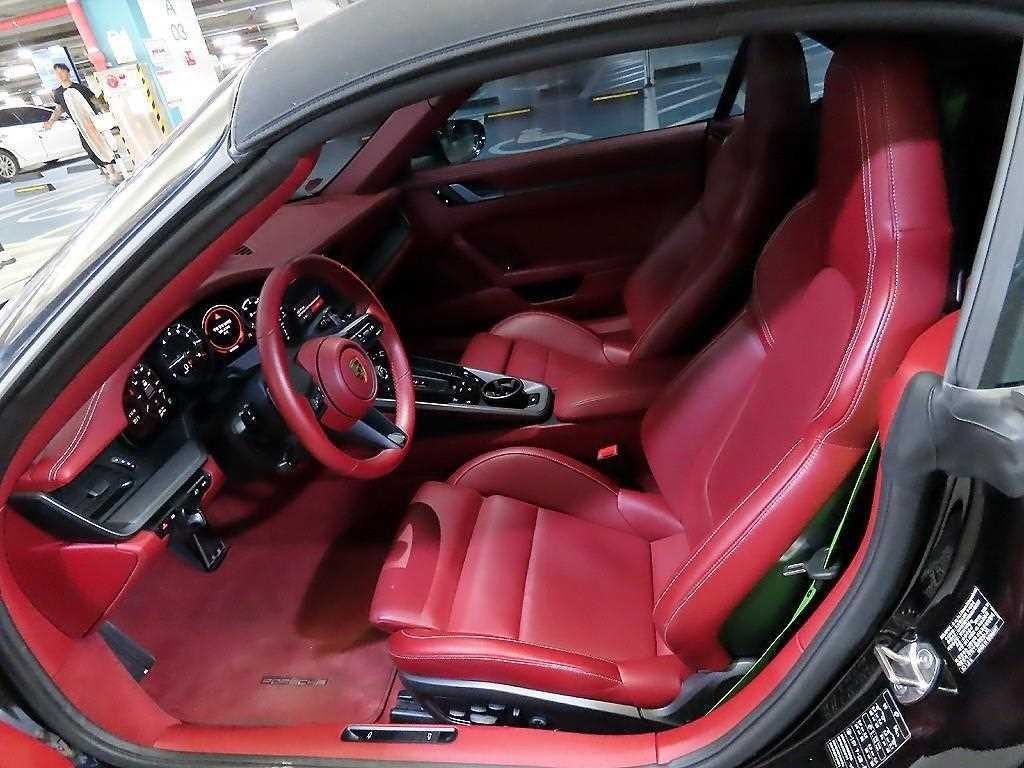포르쉐 911 911(992) 카레라 4S 카브리올레 이미지 11