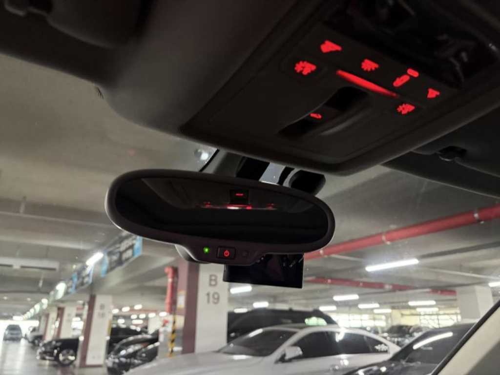 아우디 Q3 30 TDI 콰트로 이미지 10