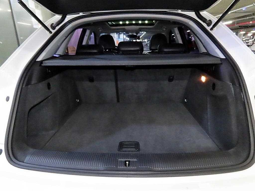 아우디 Q3 30 TDI 콰트로 이미지 17