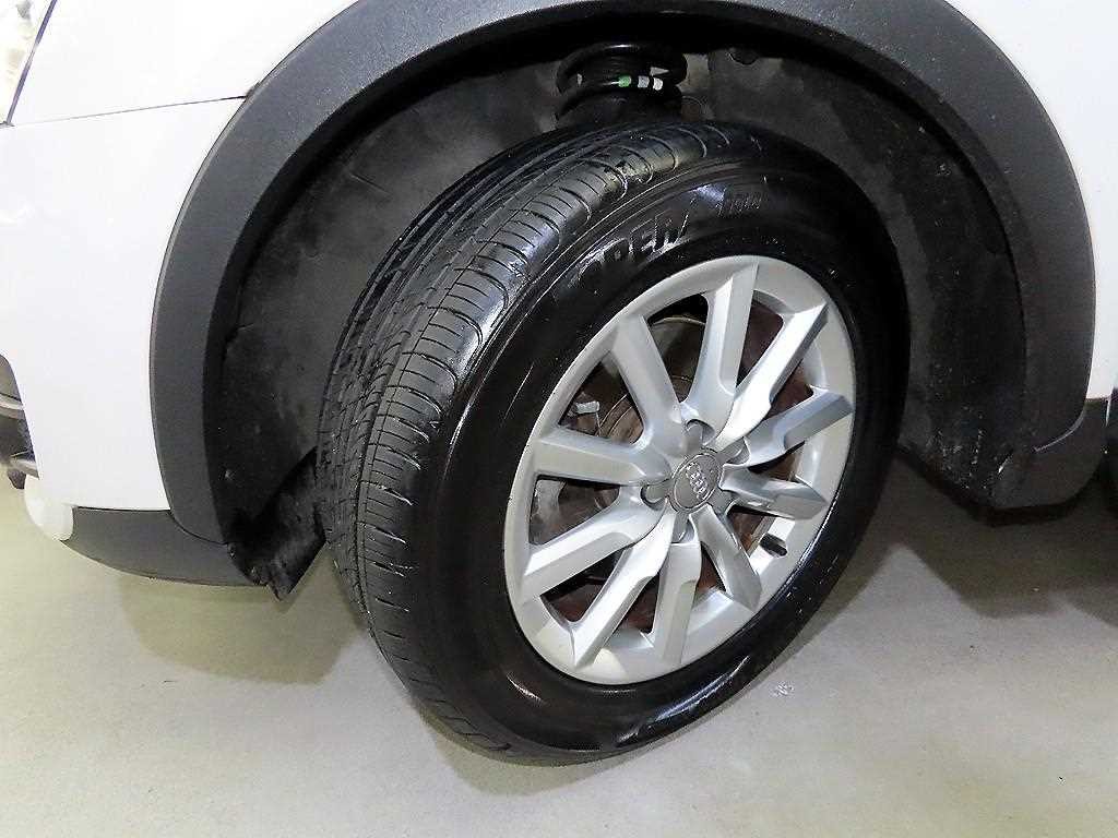 아우디 Q3 30 TDI 콰트로 이미지 19