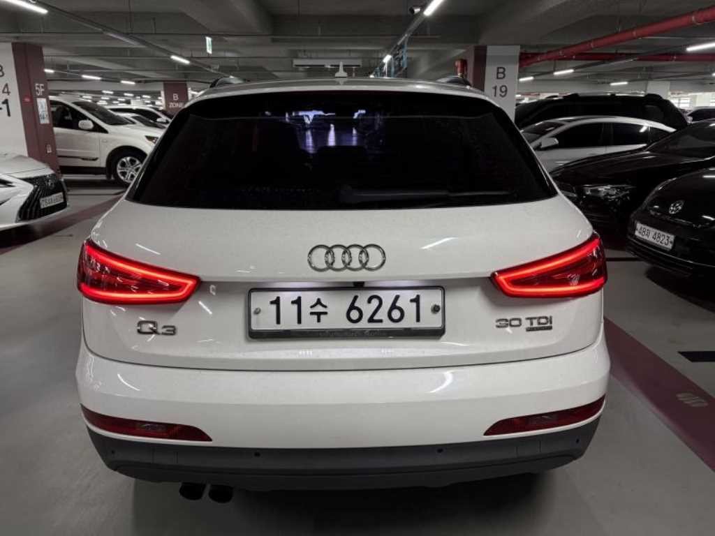 아우디 Q3 30 TDI 콰트로 이미지 2