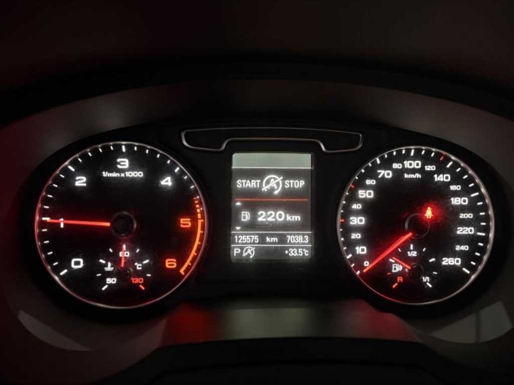 아우디 Q3 30 TDI 콰트로 이미지 3