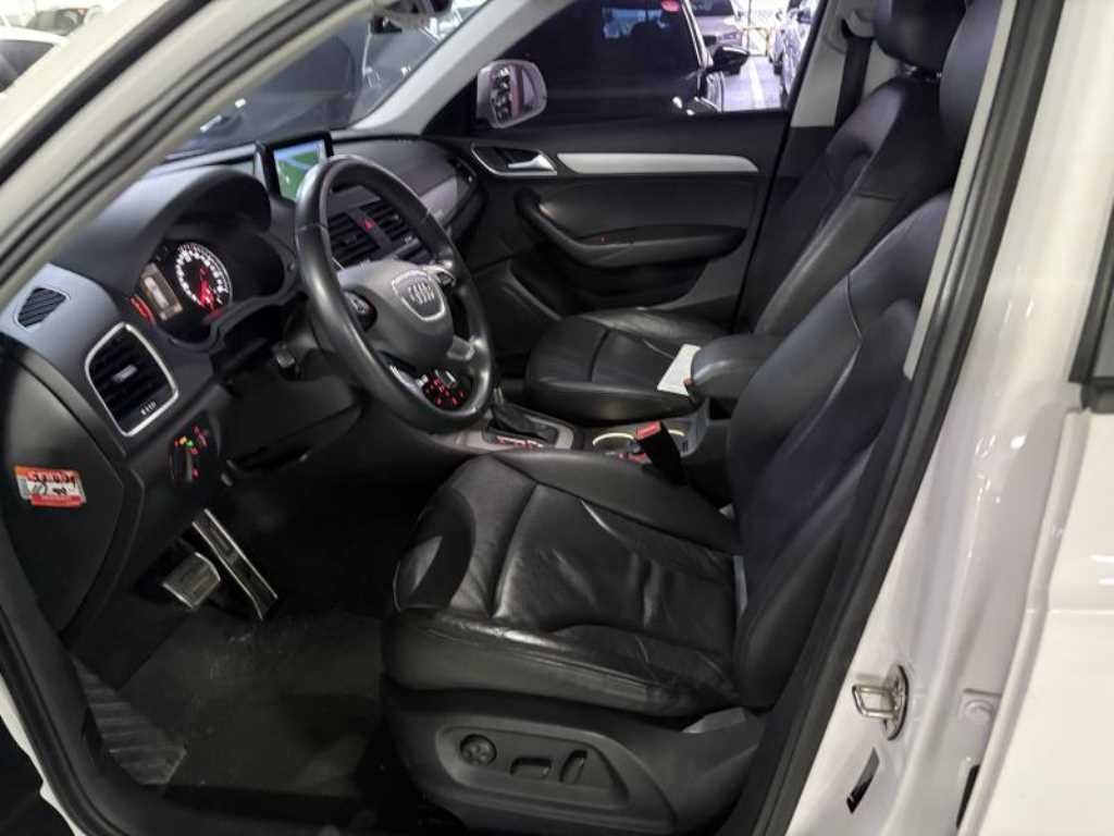 아우디 Q3 30 TDI 콰트로 이미지 4