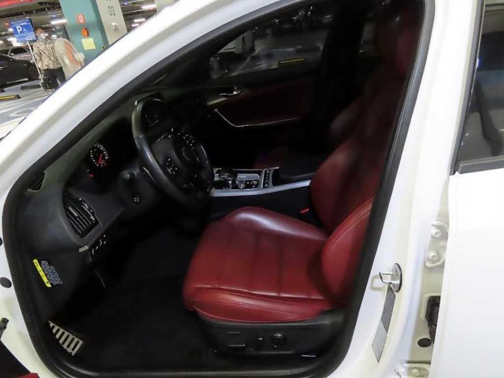 기아 스팅어 가솔린 3.3 터보 2WD GT 이미지 6