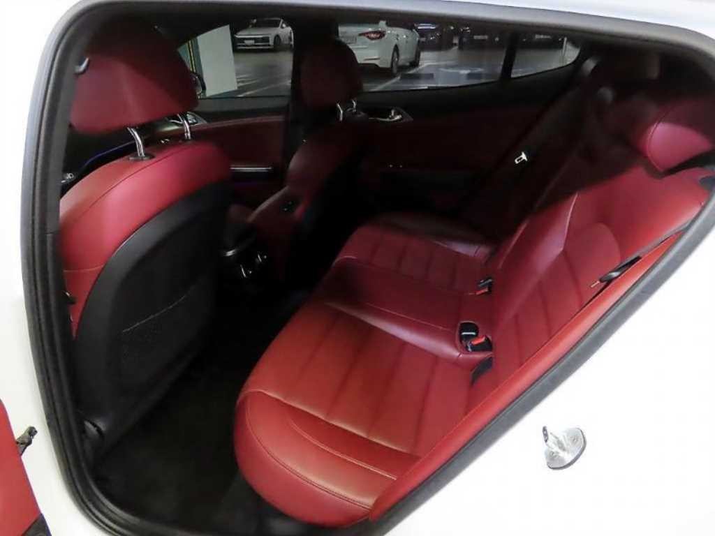 기아 스팅어 가솔린 3.3 터보 2WD GT 이미지 7