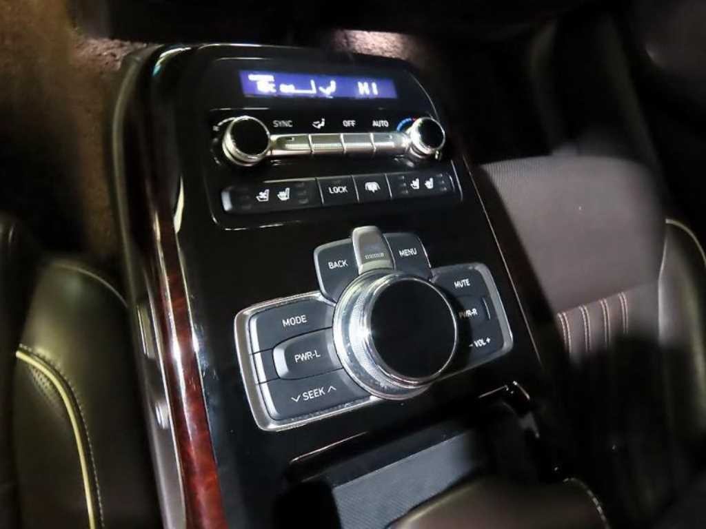 제네시스 EQ900 5.0 GDI AWD 프레스티지 이미지 16