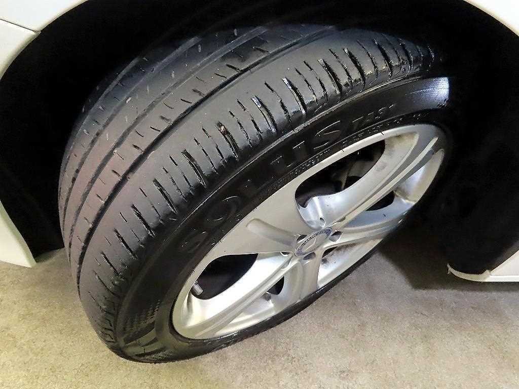 벤츠 E 클래스 E-클래스 W213 E220d 아방가르드 이미지 20