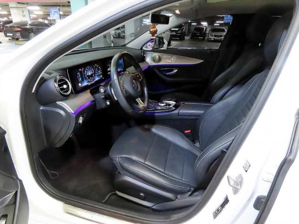 벤츠 E 클래스 E-클래스 W213 E300 아방가르드 이미지 6