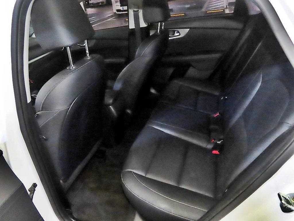 기아 K3 올뉴 K3 1.6 럭셔리 이미지 7