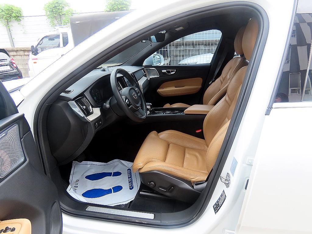 볼보 XC60 XC60(2세대) T6 AWD 인스크립션 이미지 5
