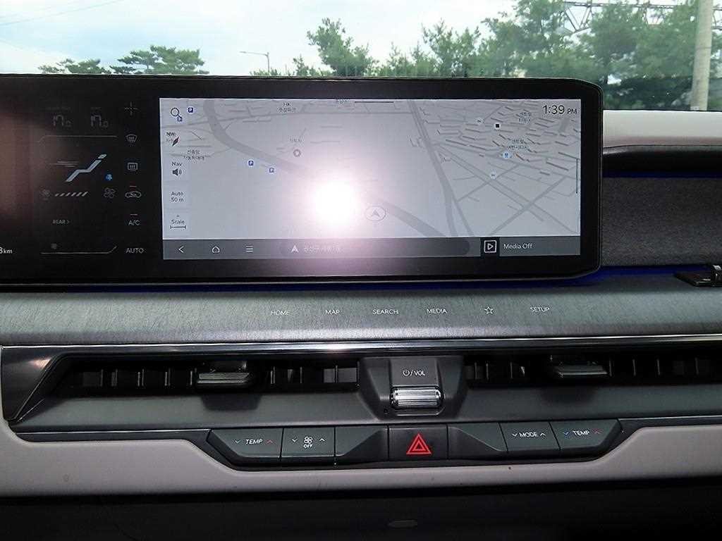 기아 EV9 롱레인지 4WD 어스 이미지 14